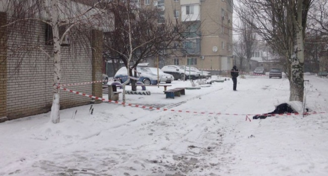 В ходе задержания житель Бердянска взорвал себя, тяжело ранив полицейских 