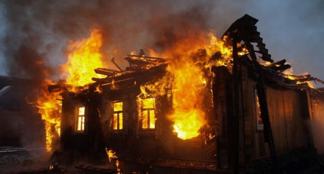 В Кировоградской области трое маленьких детей сгорели заживо