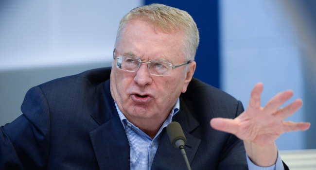 Жириновский: «Россия не разрешит вводить никаких миротворцев» Жириновский: «Россия не разрешит вводить никаких миротворцев»