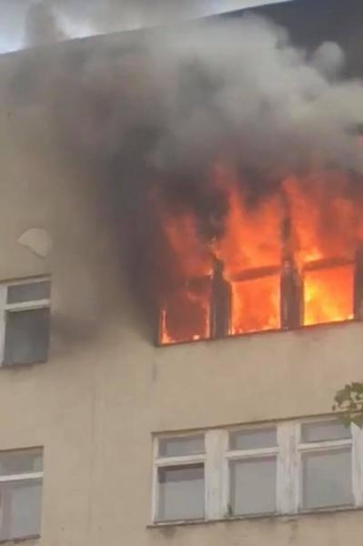 В Ужгороде горит больница: жуткие кадры