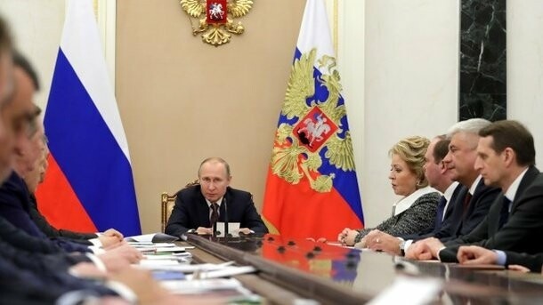 Блогер: Единственная цель Путина – это грабеж России 