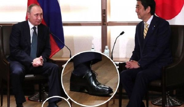 Аж изгибается ступня: пользователи взбудоражены туфлями Путина на огромном каблуке Аж изгибается ступня: пользователи взбудоражены туфлями Путина на огромном каблуке