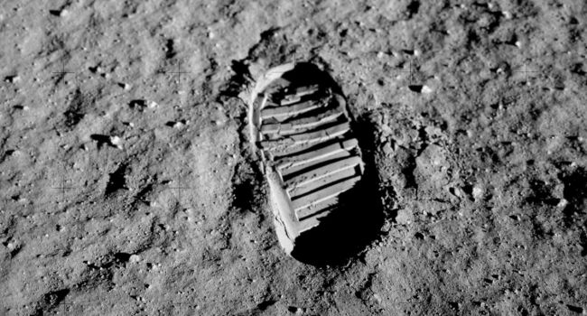 Почему никто не верит тому, что с момента высадки на Луне прошло 50 лет