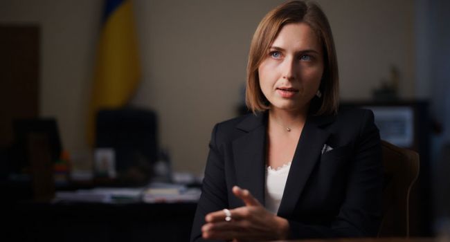 Анна Новосад объяснила, почему педагогам придется подождать с повышением зарплат Анна Новосад объяснила, почему педагогам придется подождать с повышением зарплат