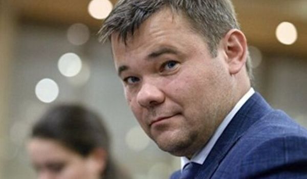 Летал с Азаровым к Медведеву и получал награду: в сети всплыли подробности поездки Богдана в Россию Летал с Азаровым к Медведеву и получал награду: в сети всплыли подробности поездки Богдана в Россию