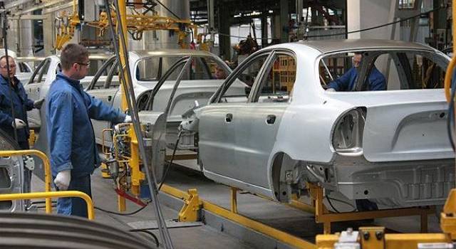 В Украине производство автомобилей показало 40-процентный спад 