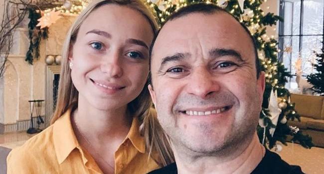 «Реагируют на меня всё более эмоционально»: Екатерина Репяхова пожаловалась на фанатов Виктора Павлика «Реагируют на меня всё более эмоционально»: Екатерина Репяхова пожаловалась на фанатов Виктора Павлика