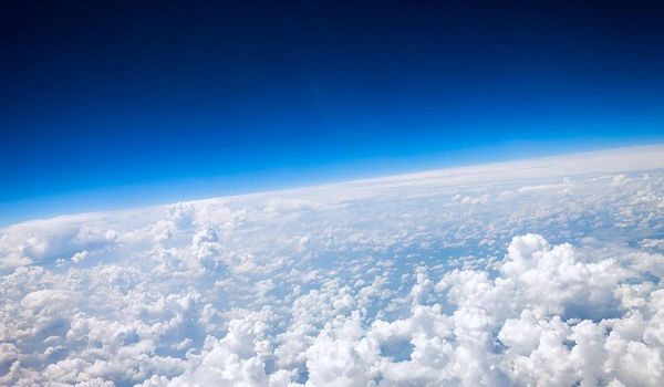 Вчені зафіксували утворення величехної озонової діри над Арктикою