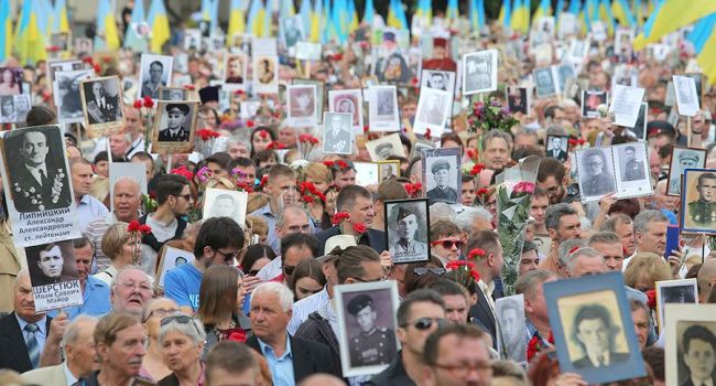 Акция «Бессмертный полк» на 9 мая в Харькове: Кернес обратился с призывом к горожанам