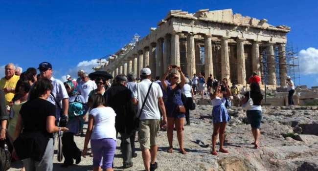 «Коронавирус не помеха»: Власти Греции открывают туристический сезон 