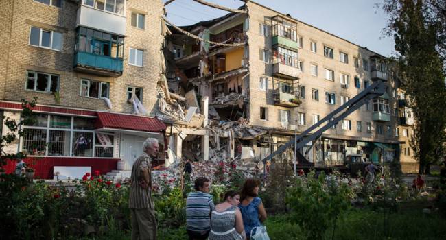 Российско-оккупационные войска атаковали мирное население Донбасса