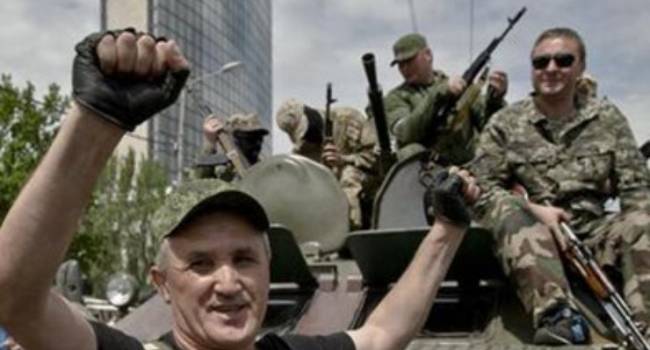 Донецк содрогается от интенсивной стрельбы в центре города: Жители рассказали об утренних ужасах в городе