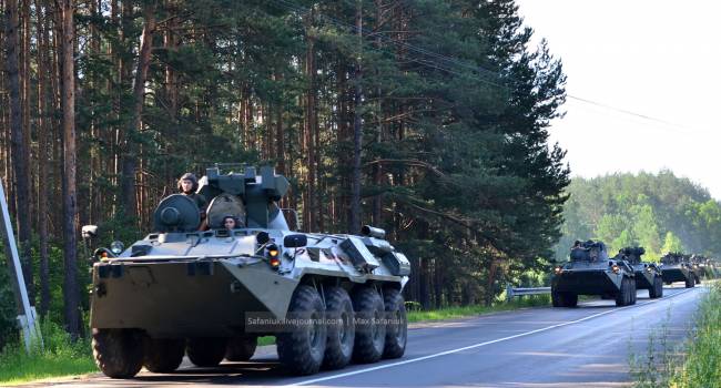«Что происходит в Минске? Подготовка к войне?»: В городе грохочет военная бронетехника
