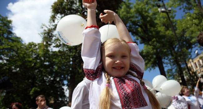 Виталий Бала об исполнении гимна в школах: пример Киева нужно распространить на всю Украину