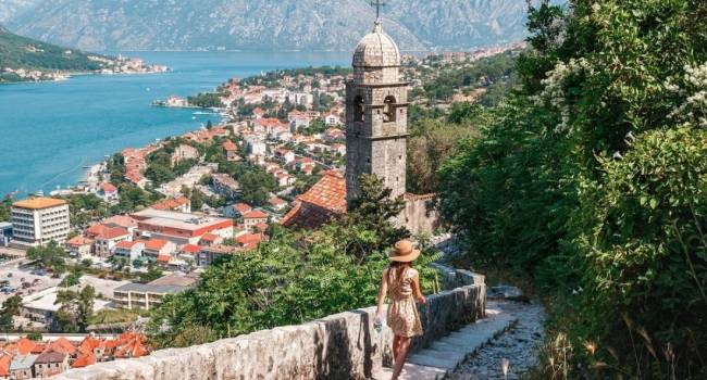 Из-за пандемии Черногория потеряла 92% туристов