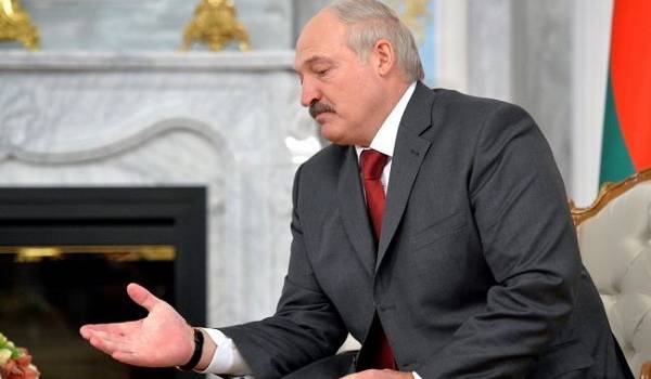 Лукашенко считает, что протесты в Беларуси не обошлись без «майданутых» украинцев 