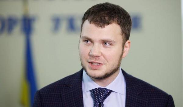 Частная компания готова оплатить работы по подъему танкера Delfi Частная компания готова оплатить работы по подъему танкера Delfi