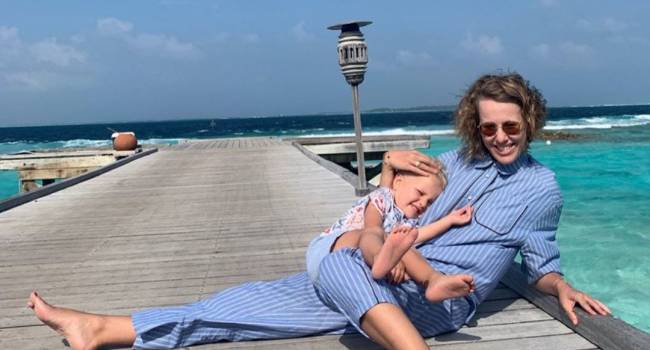 «Маленький принц ждёт свою Ассоль»: Ксения Собчак поделилась новым фото со своим сыном 