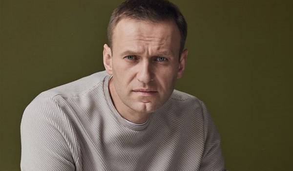 Навальный все еще находится в коме и не приходил в сознание