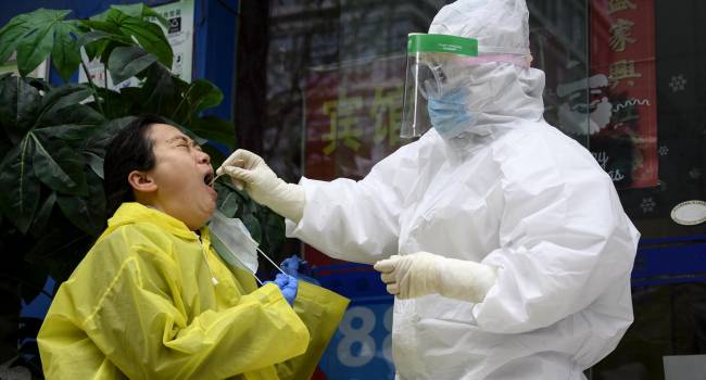 Медики заявили о первом официально зафиксированном повторном заражении коронавирусом