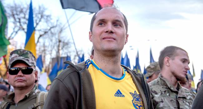 «Украина продолжает бороться с коронавирусом ударами граблей себе по лбу»: Бутусов прокомментировал запрет на въезд в страну для иностранцев