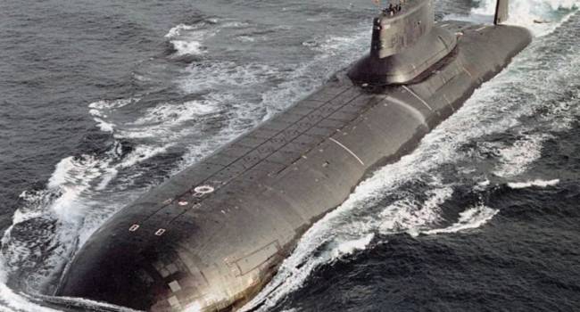 «Сигнал бедствия? Американские военные готовы помочь»: У вод США всплыла атомная субмарина РФ «Омск»