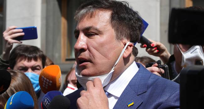 Саакашвили вне себя от того, что увидел в Зеленского то, в чем обвинял Порошенко