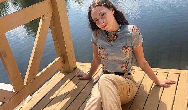 «Неотразимая!»: дочь Поляковой рассказала о недостатках работы моделью 