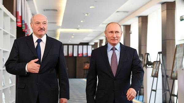 Находился в заведомо слабой позиции: физиономист прокомментировал жестикуляцию Лукашенко на переговорах с Путиным Находился в заведомо слабой позиции: физиономист прокомментировал жестикуляцию Лукашенко на переговорах с Путиным