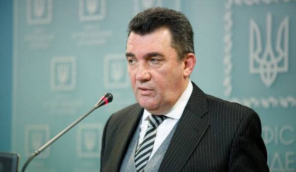 Данилов: Украина внимательно наблюдает за ходом российских учений «Кавказ – 2020» 