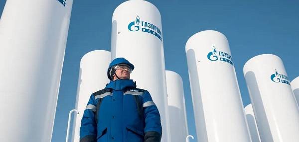 «Газпром» перечислит Украине больше денег, чем предусмотрено в контракте: что произошло 