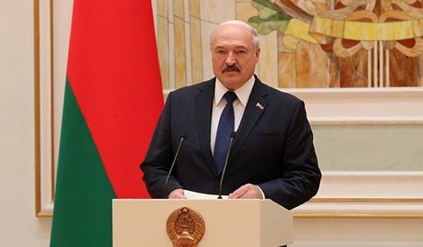 Лукашенко выступил с очередным громким заявлением об отношении с россиянами, назвав их братьями