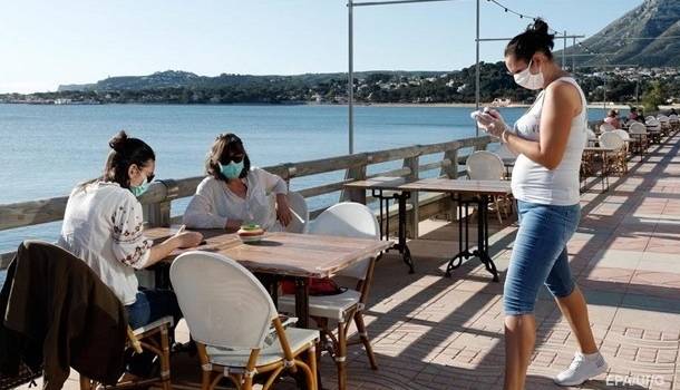 В Мадриде возвращают карантин:  стало известно о новых ограничениях на массовые мероприятия 