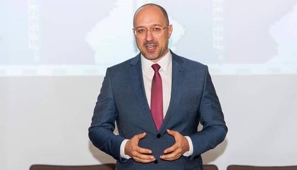 В украинских школах могут приостановить обучение: Шмыгаль назвал причину 