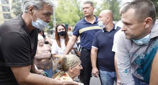 После провокации с зеленкой Филатов окончательно объявил «слугам народа» войну После провокации с зеленкой Филатов окончательно объявил «слугам народа» войну