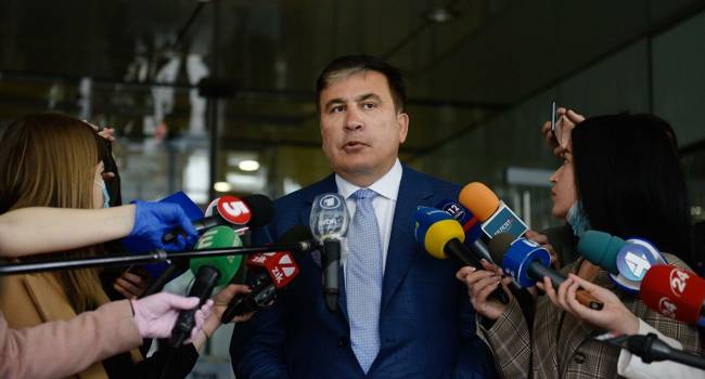 «Помогу народу в сложный период»: Саакашвили готов возглавить правительство Грузии 