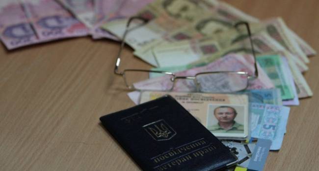 «Может увеличиться на 570 гривен»: скоро в Украине пересчитают пенсии