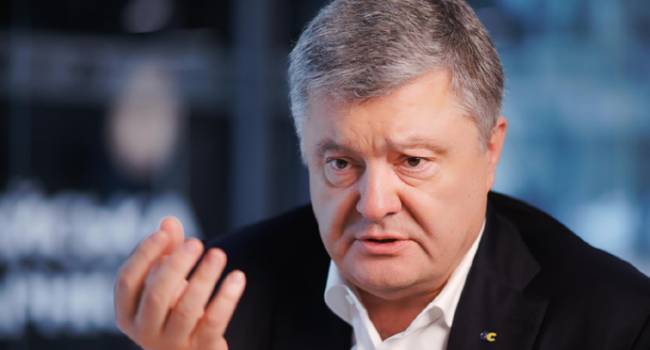 Политолог: против Порошенко открыли дела по тем обвинениям, которые постоянно озвучивают в Кремле Политолог: против Порошенко открыли дела по тем обвинениям, которые постоянно озвучивают в Кремле