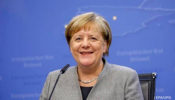Меркель заявила, что поддерживает участников протеста в Беларуси 