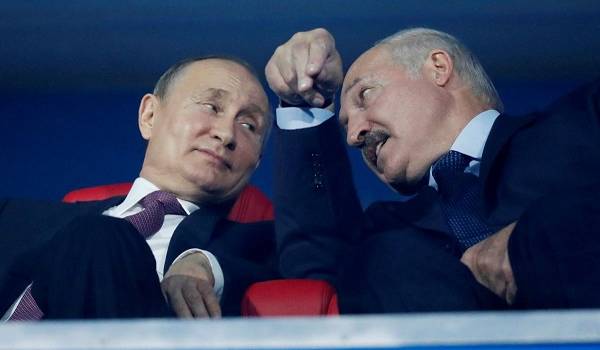 Российский историк: при желании Путин хоть завтра может аннексировать Беларусь 
