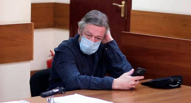 «Достойный мужик»: отсидевший в тюрьме срок коллега Ефремова дал артисту дельные советы