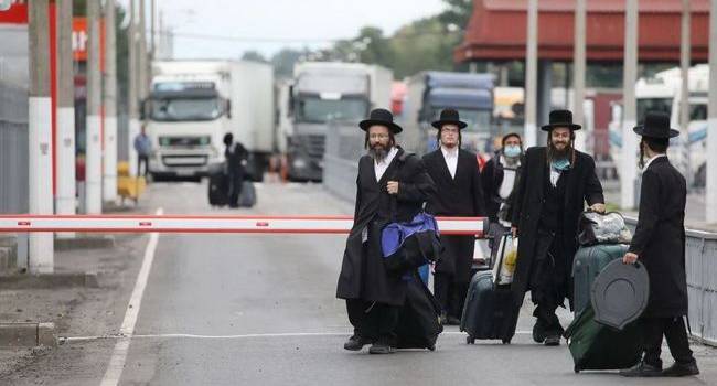 В МВД Израиля просят Зеленского обеспечить пропуск хасидов из Беларуси 