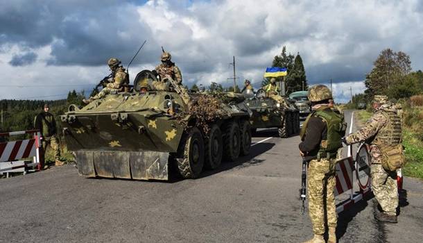 «Кремлю придется «закатать губу»: Арестович прокомментировал военные учения в Украине