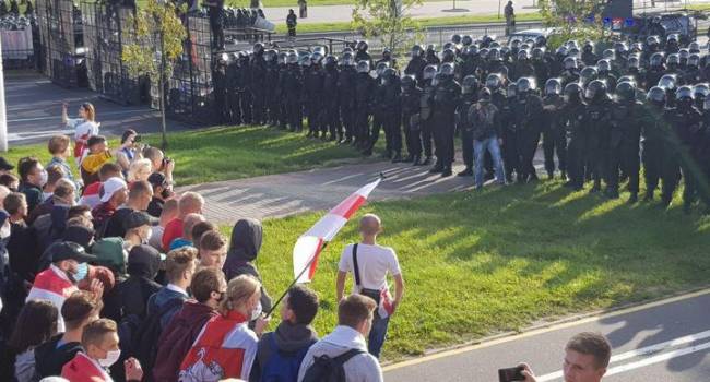 «Поняли, что быстро не добиться»: российский политолог заявил, что Запад сливает белорусскую оппозицию