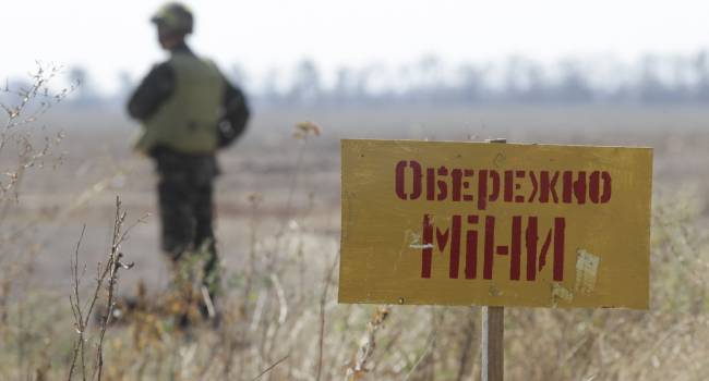 Боевики продолжают масштабно минировать поля на Донбассе