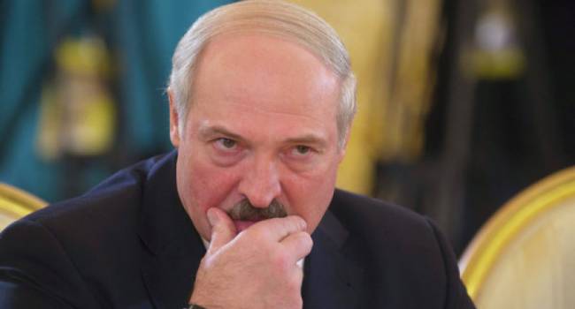 Лукашенко пытается обвинить Украину в протестах, которые охватили Беларусь