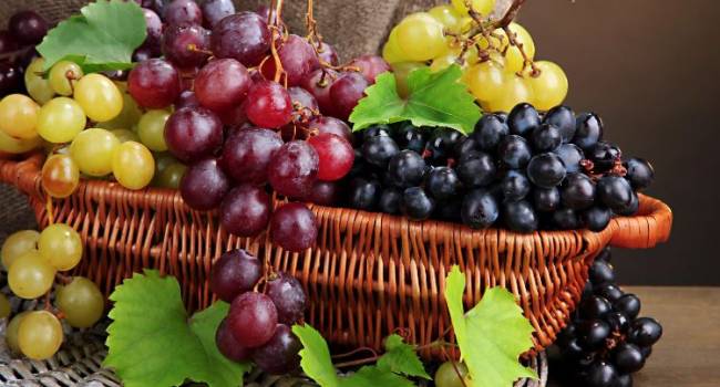 «Съели всего веточку, а это уже серьезный удар по здоровью»: агроном рассказал о коварстве винограда 