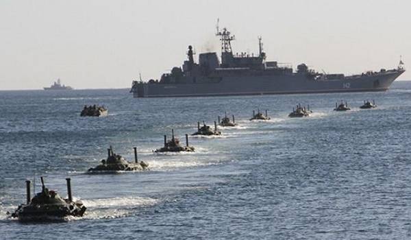 Разведка: войска Путина заблокировали морские подходы к Крыму