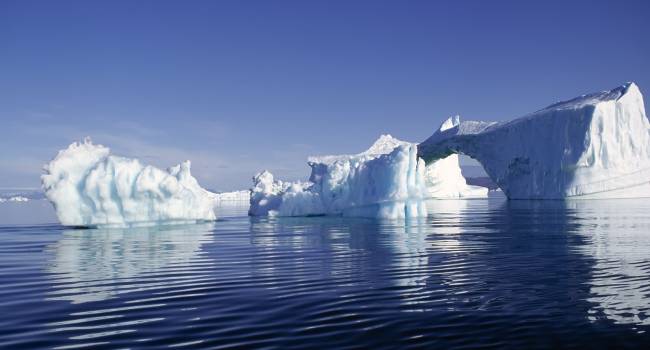 «Этот год побил все рекорды»: ученые заявили о стремительном исчезновении арктических ледников 