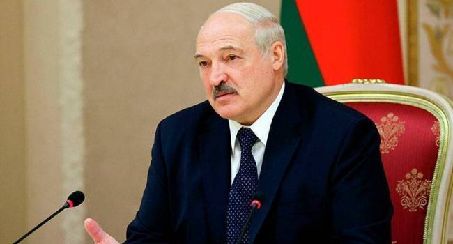 Журналист: у Зеленского решили ничего не говорить о непризнании выборов в Беларуси